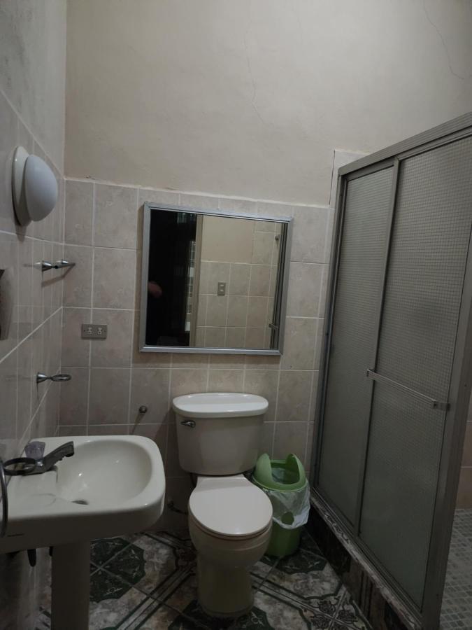 Hotel Casa De Don Francisco Flores Bagian luar foto